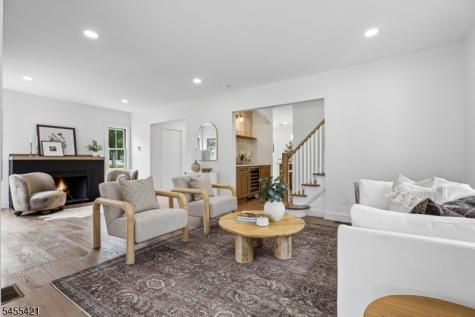 332 Meadowbrook Avenue Ridgewood Village NJ 07450