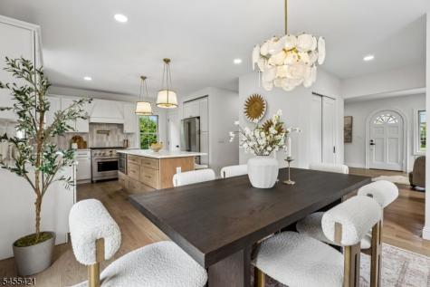 332 Meadowbrook Avenue Ridgewood Village NJ 07450