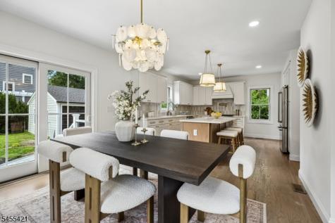 332 Meadowbrook Avenue Ridgewood Village NJ 07450