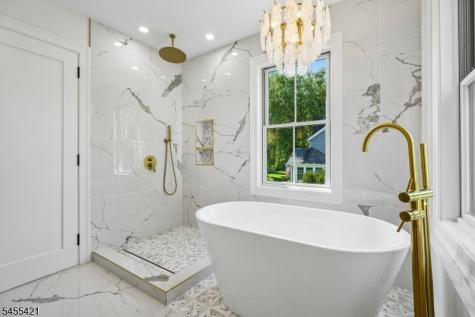 332 Meadowbrook Avenue Ridgewood Village NJ 07450