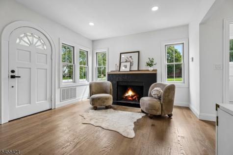 332 Meadowbrook Avenue Ridgewood Village NJ 07450