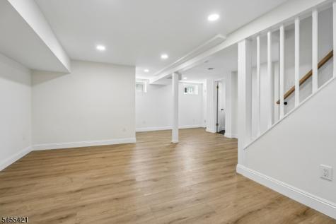332 Meadowbrook Avenue Ridgewood Village NJ 07450