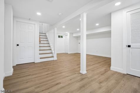 332 Meadowbrook Avenue Ridgewood Village NJ 07450