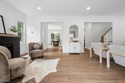 332 Meadowbrook Avenue Ridgewood Village NJ 07450