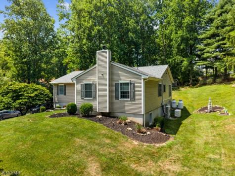 191 Ellis Road Holland NJ 08848