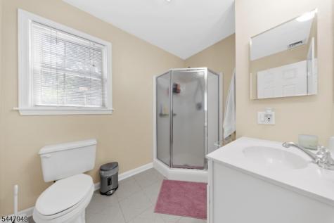 191 Ellis Road Holland NJ 08848