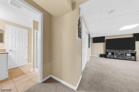 191 Ellis Road Holland NJ 08848