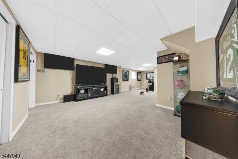191 Ellis Road Holland NJ 08848