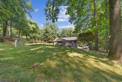 191 Ellis Road Holland NJ 08848