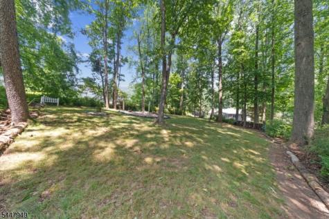 191 Ellis Road Holland NJ 08848
