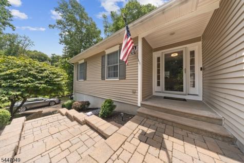 191 Ellis Road Holland NJ 08848