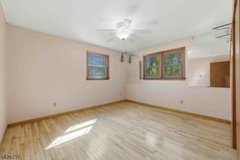 117 Linaberry Road Knowlton NJ 07832