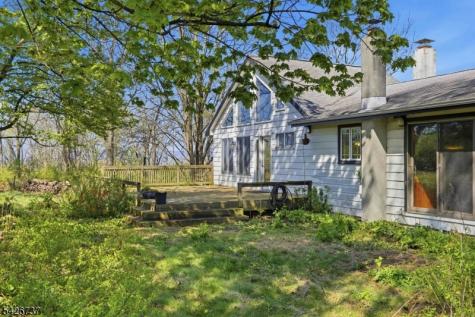 117 Linaberry Road Knowlton NJ 07832