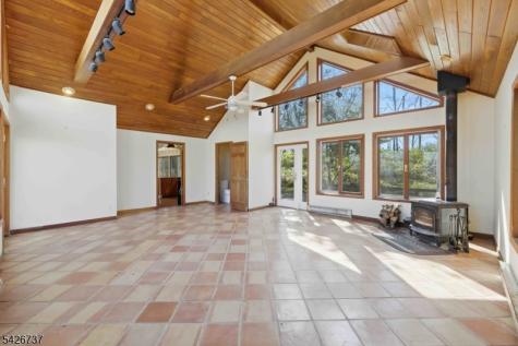 117 Linaberry Road Knowlton NJ 07832