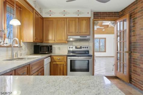 117 Linaberry Road Knowlton NJ 07832