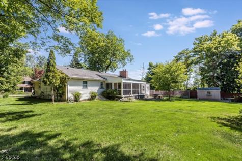5 Pinewood Terrace Fairfield NJ 07004