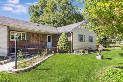 5 Pinewood Terrace Fairfield NJ 07004