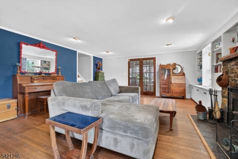 307 Stirling Road Watchung NJ 07069