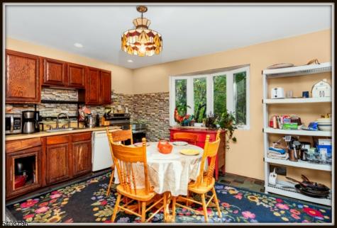 3 Sleepy Hollow Road Hampton NJ 07860