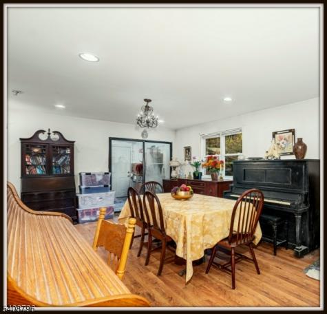3 Sleepy Hollow Road Hampton NJ 07860