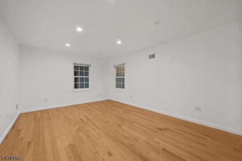 81 Fairmount Avenue Hackensack NJ 07601