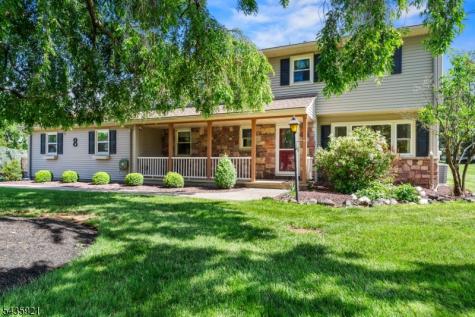 8 Garrett Drive Raritan NJ 08822