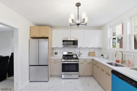 458 Springdale Avenue East Orange NJ 07017
