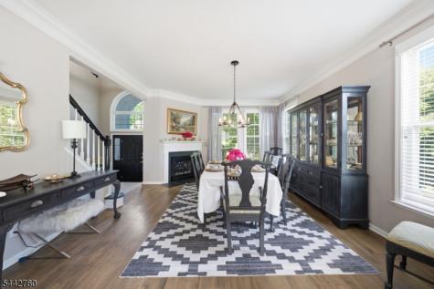 1 Rock Ledge Oakland NJ 07436