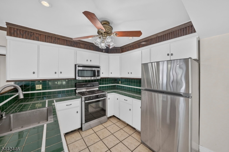 20 Kline Boulevard Readington NJ 08889
