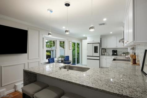 62 Guinard Drive Watchung NJ 07069