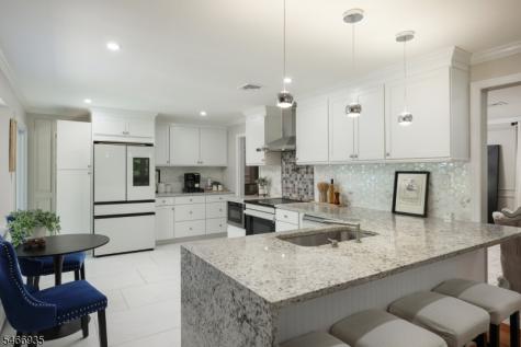 62 Guinard Drive Watchung NJ 07069