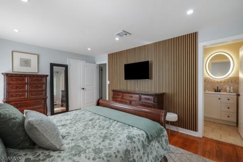 62 Guinard Drive Watchung NJ 07069