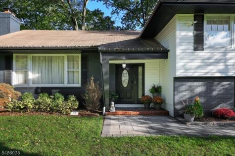62 Guinard Drive Watchung NJ 07069