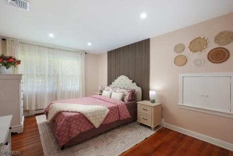 62 Guinard Drive Watchung NJ 07069