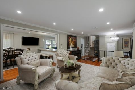 62 Guinard Drive Watchung NJ 07069