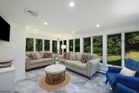 62 Guinard Drive Watchung NJ 07069