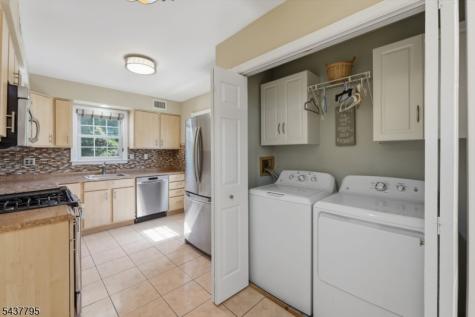 81 Hudson Avenue Ridgefield Park Village NJ 07660
