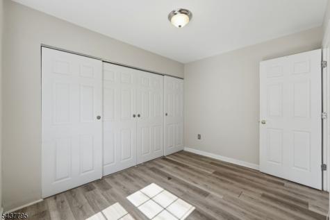 81 Hudson Avenue Ridgefield Park Village NJ 07660