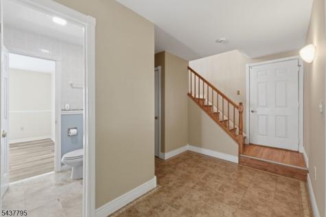 81 Hudson Avenue Ridgefield Park Village NJ 07660