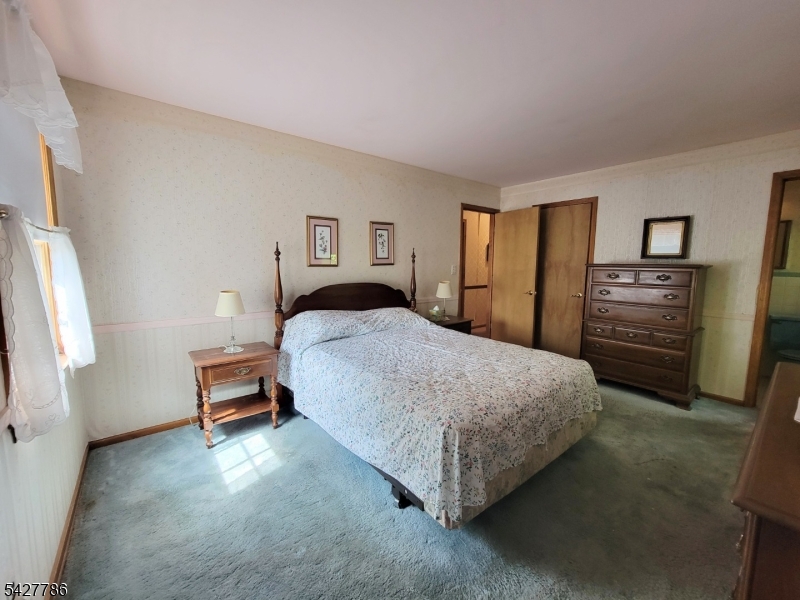 484 Stony Brook Drive Bridgewater NJ 08807