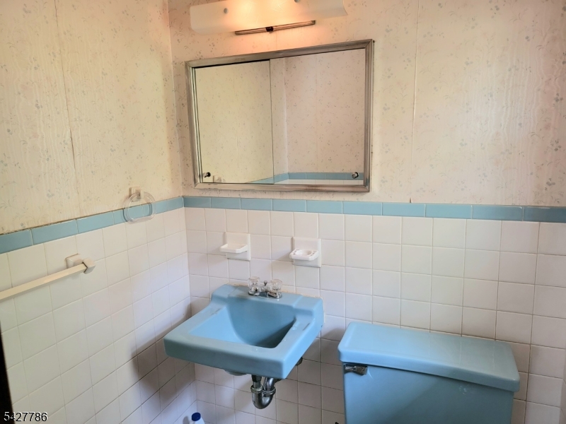 484 Stony Brook Drive Bridgewater NJ 08807