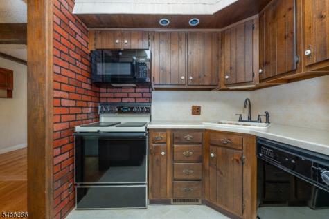 150 Franklin Street Verona NJ 07044