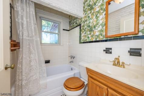 150 Franklin Street Verona NJ 07044