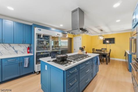 2246 Hobart Street Union NJ 07083