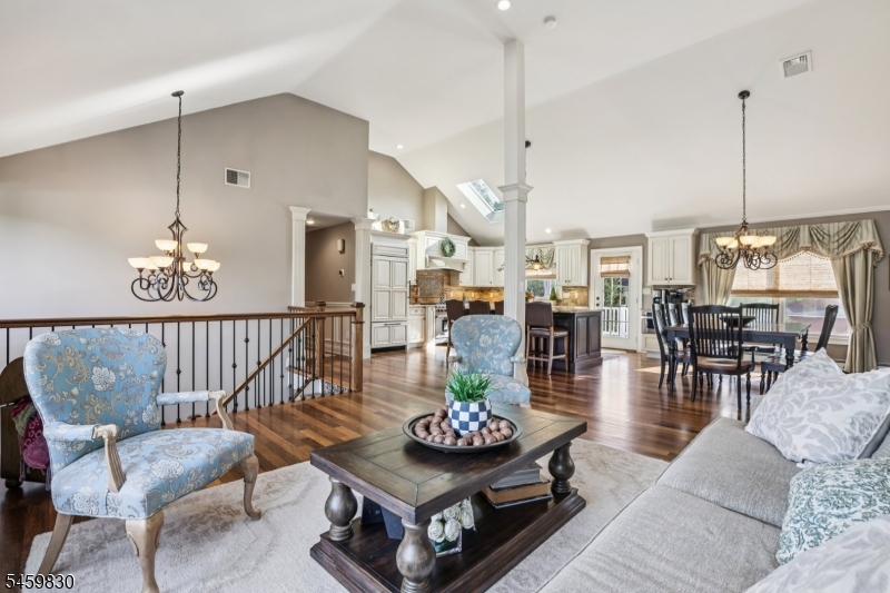3 Skurla Lane Hanover NJ 07981