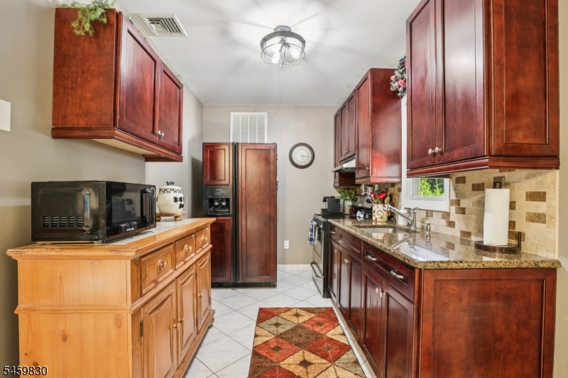 3 Skurla Lane Hanover NJ 07981