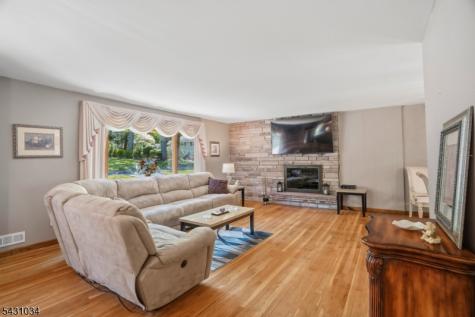 262 Timber Drive Berkeley Heights NJ 07922