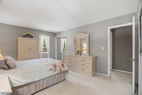 262 Timber Drive Berkeley Heights NJ 07922