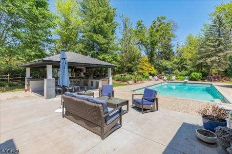 15 Wedgewood Drive Bernards NJ 07920