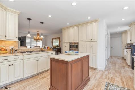 15 Wedgewood Drive Bernards NJ 07920
